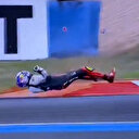 Milli motosikletçi Toprak Razgatlıoğlu 210 kilometre hızla kaza geçirdi