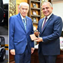 Bahçeli'den MHP'li isme sürpriz otomobil hediyesi