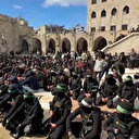 Ateşkes sonrası Gazze'de ilk cuma namazı: Camilerdeki 'Kassam mücahitlerinin' görüntüleri dikkat çekti