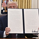 Trump signe un décret pour déclassifier les archives sur les assassinats de "JFK" et Martin Luther King