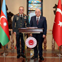 وزير الدفاع التركي يلتقي قائد القوات البرية الأذربيجانية