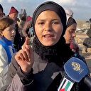 Kuzeydeki evine dönen Filistinli küçük kız Siyonistlere seslendi: Ey işgalci bizim gibi bir halkı yeneceğini nasıl düşündün?