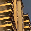 Alanya'daki otel inşaatında çıkan yangında mahsur kalan işçiler böyle kurtarıldı