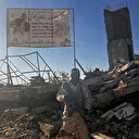 Esir takasında İsrail’e Kassam sürprizleri: Sinvar'ın evinin önünde tören yapıldı, İsrail silahları sergilendi