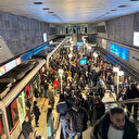 CHP'li İzmir Belediyesi'nin kaotik sabahı: Metrolar arıza yaptı maaşını alamayan şoförler sefere çıkmadı