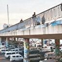 Devrik rejimin izleri siliniyor: İsimleri kazınıyor