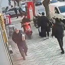 Elektrikli bisiklet sürücünün kaza serisi kamerada