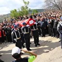 Trafik kazasında şehit olan jandarma astsubay, memleketi Manisa'da toprağa verildi