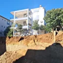 İnşaat alanında toprak kaydı: Bitişikteki 2 katlı bina tahliye edildi