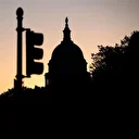 Le Sénat américain vote pour lever certaines sanctions contre la Syrie après le départ d’Assad