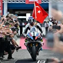 Toprak Razgatlıoğlu şampiyonluk için geri sayıma geçti