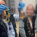 Dilencinin üzerinden çil çil altın ve para çıktı: Bir araba parası ediyor