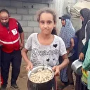 Türk Kızılay Gazze’de ateşkes sonrası yardımlarını artırdı: Derilbalah'taki merkezde her gün 21 bin kişilik sıcak yemek dağıtılıyor