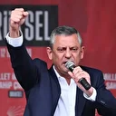 CHP Genel Başkanı Özgür Özel’in Brüksel hüsranı: Düzenlediği mitinge adeta 'bir avuç insan' katıldı