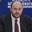 AK Partili Büyükgümüş'ten Özel'e 'omurga' tepkisi: Gözlerine girmek istediğin liderler Cumhurbaşkanımızı alkışlıyor