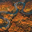 Bursa'dan Kütahya'ya keyifli bir yolculuk: ‘Kıvrımlı yollar’ sonbaharın gelmesiyle kartpostallık manzaralar oluşturdu