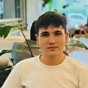 Taksi ile çarpışan motosikletin sürücüsü kurye öldü