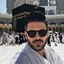 Ünlü oyuncu Tolgahan Sayışman umreye gitti