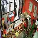 Kadınlar çocuğa dükkandaki kasadan üç bin lirayı böyle çaldırdı