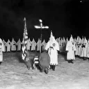 France : Des "blackfaces" et costumes de Ku Klux Klan lors d’une soirée de parachutisme