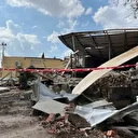 İzmir’de tüp patlamasında tek katlı bir ev yıkıldı: Biri ağır 2 yaralı