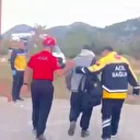 İnceleme için çıktıkları dağda kaybolan 2 mühendis bulunup askeri helikopterle kurtarıldı