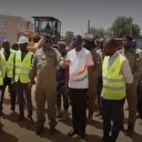 Niger: de jeunes bénévoles à l’œuvre pour réhabiliter les axes routiers dégradés