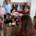 Minik yüreklerden anlamlı destek: İlkokul öğrencileri topladıkları oyuncakları Gazze’ye gönderdi