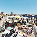 Belediye dibinde kaçak pazar!