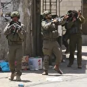 İşgalci İsrail 15’i daha önce serbest bırakılan 21 Filistinliyi gözaltına aldı