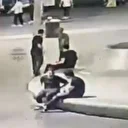 Taksim’de hırsız telefonunu çaldığı adamı başka kişiye yönlendirip peşinden koşturdu