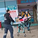 250 kiloluk demir kapı minik çocuğun üzerine devrildi