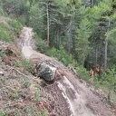 Sındırgı depreminin ardından düşen dev kaya yolu kapattı