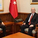 وزير الدفاع التركي يلتقي نظيره القطري في أنقرة