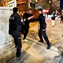 Aksaray'da alkollü şahıs 'öldürün beni' diyerek etrafa saldırdı