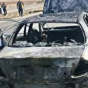 Seyir halindeykeki otomobil alev alev yandı: Dakikalar içinde kullanılamaz hale geldi