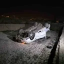 Takla atan otomobilin sürücüsü yaralandı