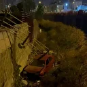 Kayseri'de otomobil kanala düştü: Sürücü yara almadan kurtuldu