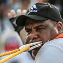 Mısırlı güreşçi Kabonga, tırı dişleriyle çekerek Guinness Rekorlar Kitabı'na yeni bir başarı ekledi