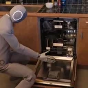 Ev robotu NEO'nun bulaşık makinesiyle imtihanı: 20 bin dolarlık 'devrim' alay konusu oldu