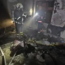 Çıkan yangında iki kişi dumandan etkilendi