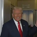 Trump’ın uçağı Güney Kore dönüşü canlı yayında türbülansa girdi