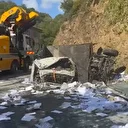 Sarıyer’de kontrolü kaybolan kamyonet şarampole devrildi: 2 yaralı