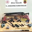 Bolu’da çok sayıda ruhsatsız silah ve mühimmat ele geçirildi