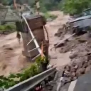 Hindistan’da sel: En az 18 ölü