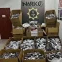 İzmir'de dev uyuşturucu operasyonu: 881 bin 800 sentetik hap ele geçirildi