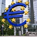 L'euro tombe après la démission du Premier ministre français