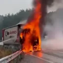 Bursa'da seyir halindeki tır alev alev yandı