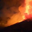 Tarsus'ta çıkan yangın 3 binaya hasar verdi