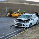 Sivas'ta iki otomobilin çarpıştığı kazada iki kişi ağır yaralandı